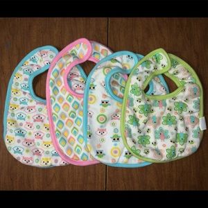 Hudson Baby 4 Piece Bib Set EUC 🦊 🦚 🦉 print